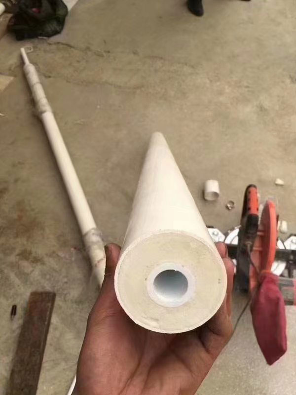 PPR復(fù)合熱水管內(nèi)夾層保溫聚氨酯噴涂機(圖1) PPR復(fù)合熱水管內(nèi)夾層保溫
